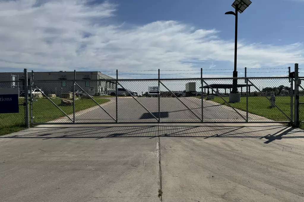 Metal Sliding Gate for two lane driveway